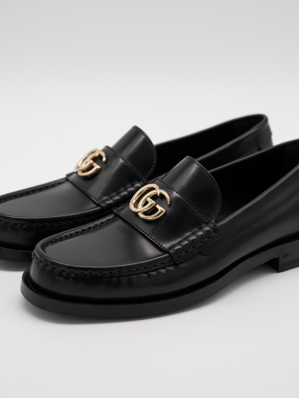 Gucci Women's Loafers Black Leather GG Double G size 37 EU 7 US